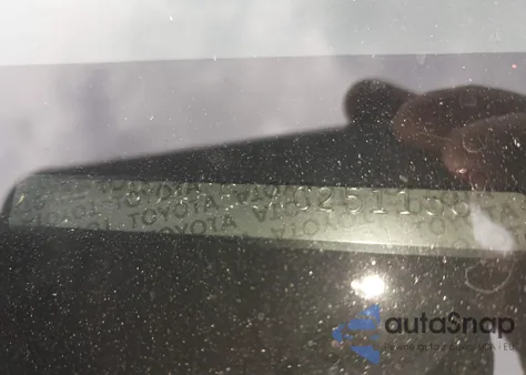 2010 Toyota Corolla S z USA, uszkodzony, nr VIN 2T1BU4EE1AC251156